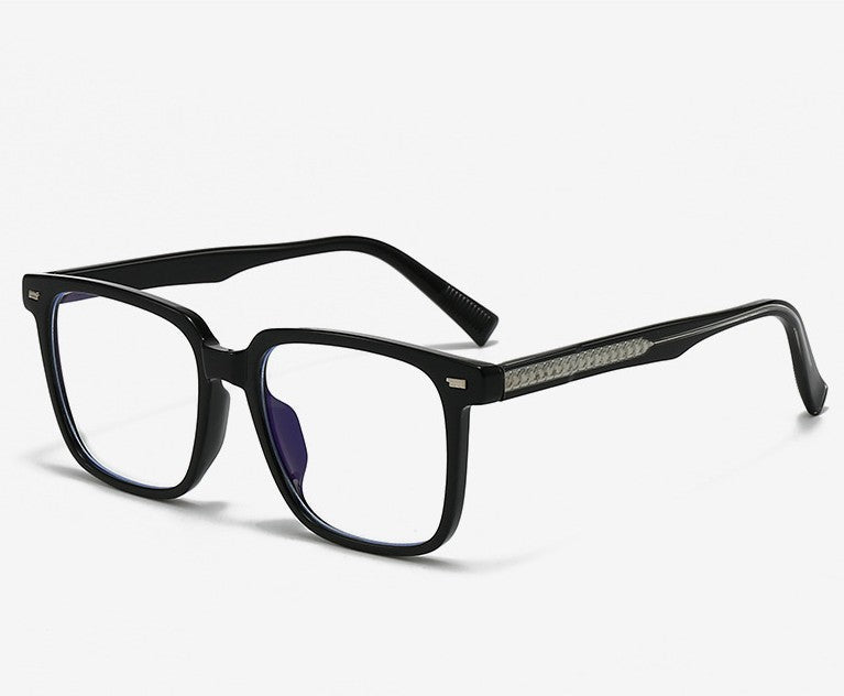 Lunettes à monture carrée noire à verres transparents, photo produit en angle